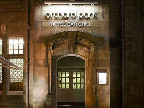 The Orchard Park Hotel - image 13