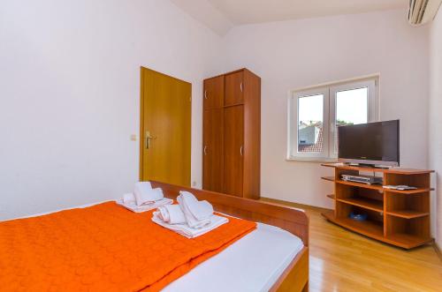 Apartments Tily - image 5