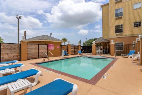 MainStay Suites Port Arthur - Beaumont South