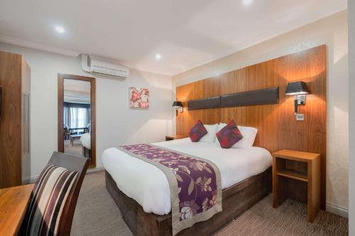 Cheltenham Regency Hotel - image 12
