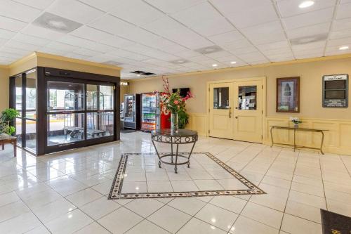 Quality Inn & Suites Hanes Mall in Winston-Salem, USA