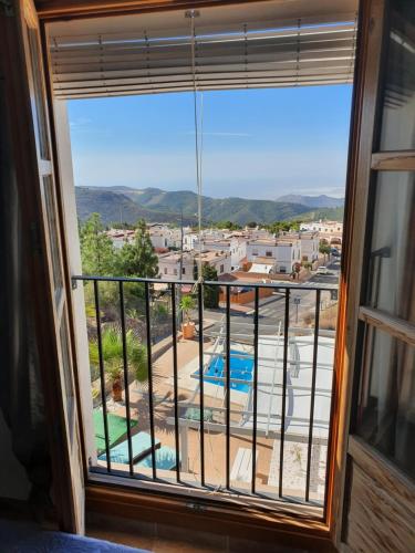 CASA JAN with pool, mountain and sea views.