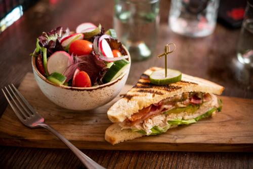 269397838 Kimpton Hotel Monaco Philadelphia by IHG