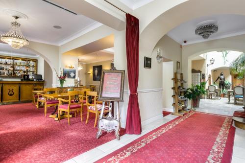 Hotel Kolegiacki - image 3