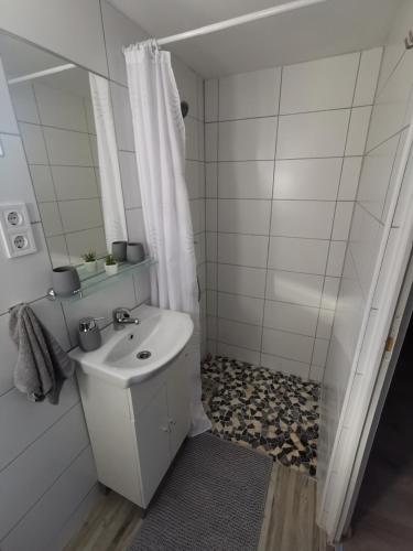 Vali néni kifőzde és apartman