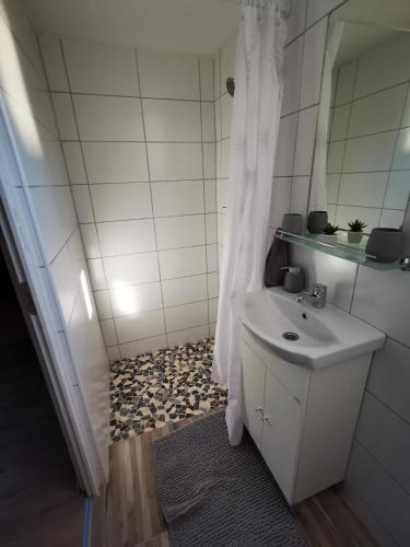 Vali néni kifőzde és apartman