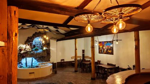 Étterem, Hostal Yakumama in Cuenca