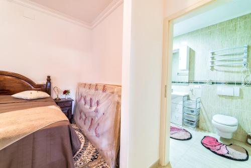  Luxury Villa with Sea and Mountain Views in Benahavís