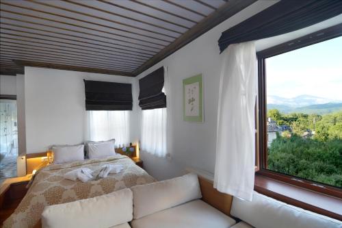 Dilofo Hotel Luxury Suites in Dilofo