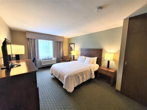 AmeriVu Inn and Suites - Chisago City