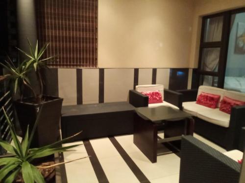 Sancta Maria 10 - Ultimate in luxury & majestic sea views includes private entertainment deck - Free wifi