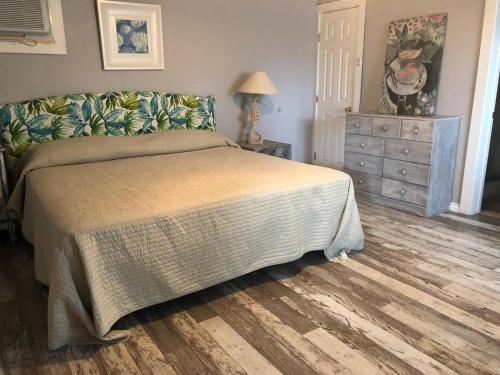 Pirate Cove Cottages - image 7
