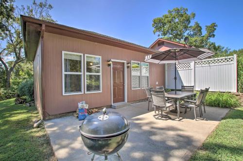 Turtle Rock - Ironton Cabin with Furnished Patio!