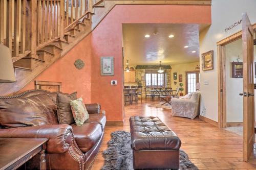 Charming Cedar City Abode Walk to SUU Campus - image 4
