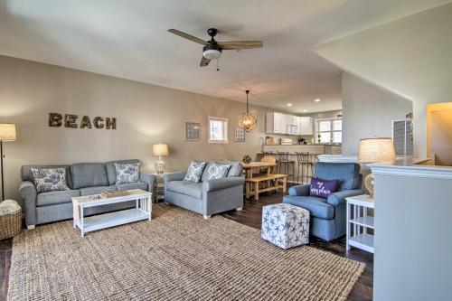 Ocean City Townhome with Shared Pool - Walk to Beach
