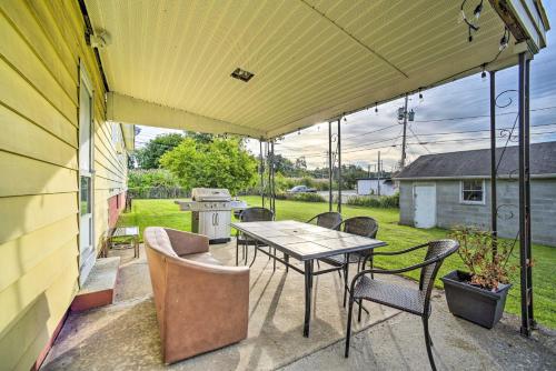 Albany Home with Fenced Yard and Patio - Pets Welcome! - Albany