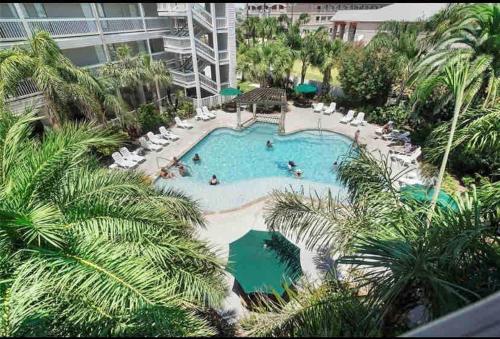 Casa Monaco Beachfront Condo - image 3