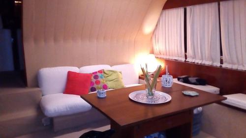 Akhir Cruise Charter - image 7