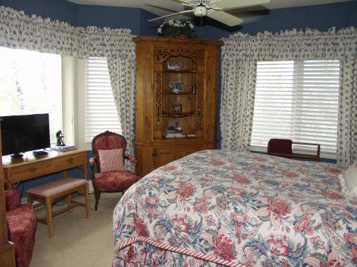 327 Deer Ridge Ln - image 8