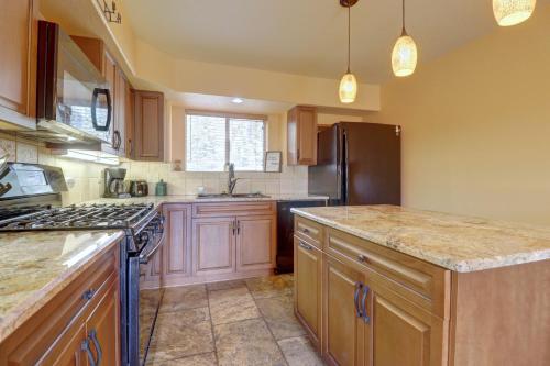 75 Corinthian 3Br 3Ba Spacious Layout, Private Garage townhouse in Dillon, USA