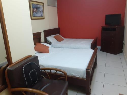 2 double beds