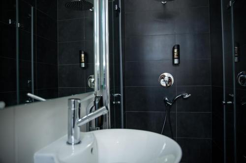 Single Room - Disability Access