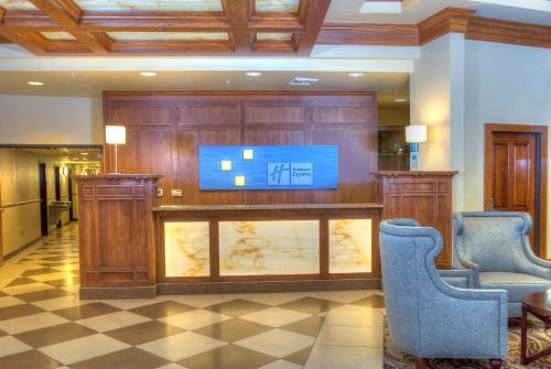 Holiday Inn Express Spokane-Downtown, an IHG Hotel