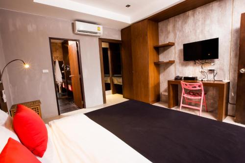 Superior Double Room image 3