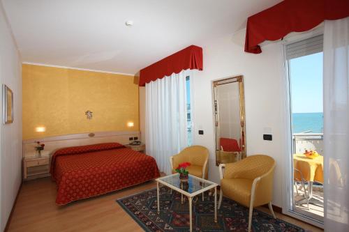 Hotel Helios - image 2