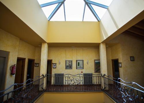 المرافق, Hotel Villa de Abalos in Abalos