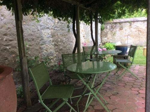 maison de charme entre forêt et rivière gîte à louer Montcourt-Fromonville