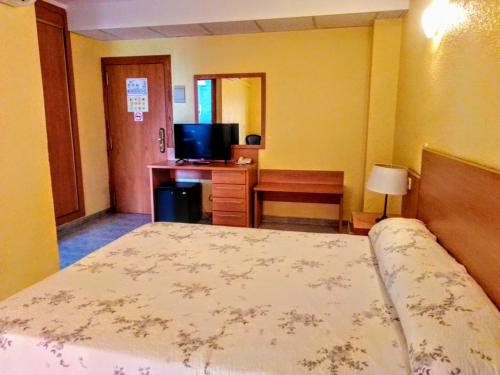 1 twin bed