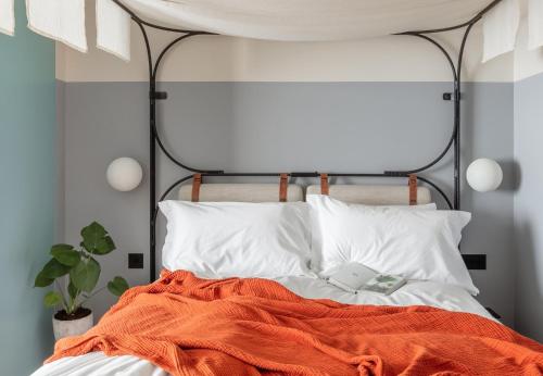 Bermonds Locke - image 13