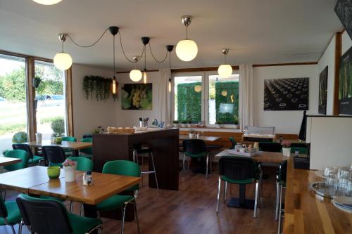 Kraft Hotel AirConditioning Klimaanlage in Gundersheim