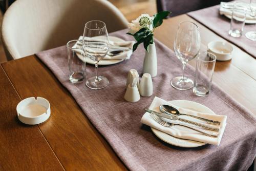 Central Point Hotel Beograd - image 7
