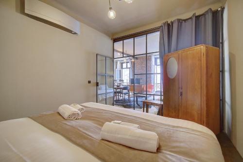 MMOGROOM - Industrial Style - Spacious - AC- City Center- CONGRESSBEACHES - image 10