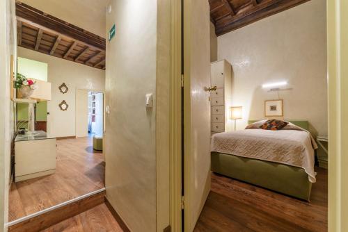 Pantheon Luxury Home, Rome (photo 9)