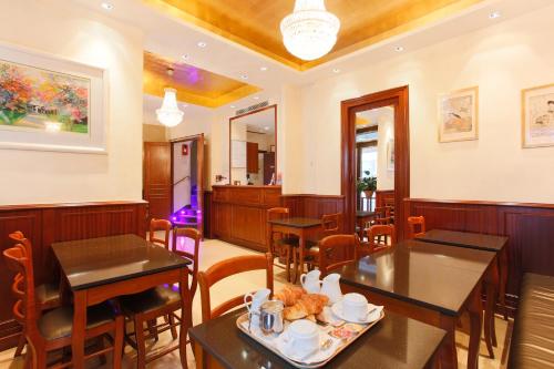 Hotel Bellevue Saint-Lazare 1