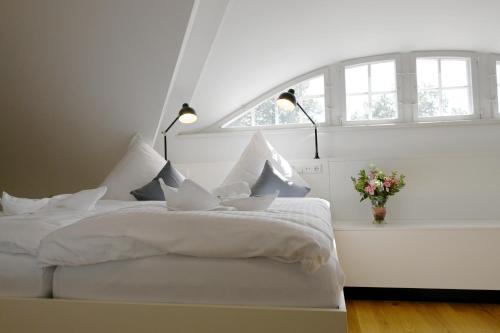 Hotel Brandenburger Dom - image 2