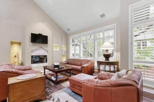 Southern Soleil by Five Star Properties - image 6