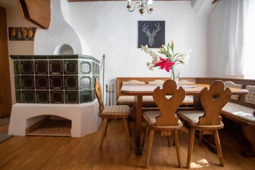 Létesítmények, Traditional Old Town Apartment in Hall in Tirol