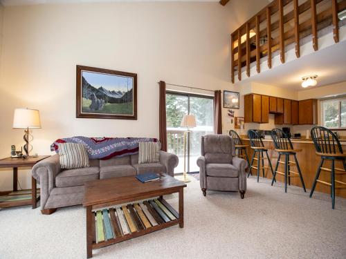 Vasquez Creek Townhomes #1 - image 4