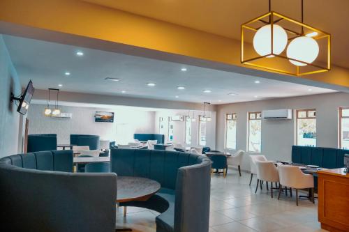 Restorāns, KAVIA MEOQUI HOTEL & SUITES in Pedro Meoqui