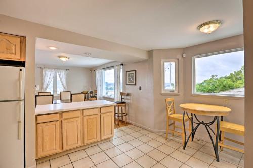 Queen City Home with Ohio River View - 3 Mi to Dtwn! in Cincinnati, USA