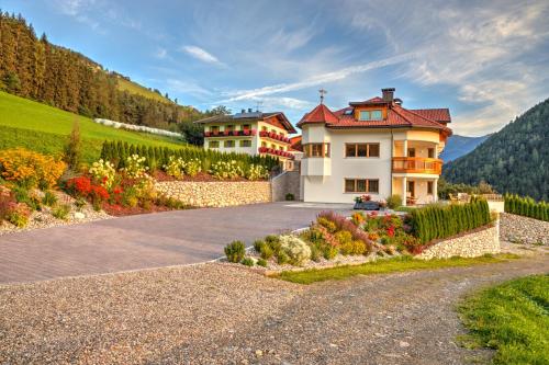 Hof Unterguggenberg - Apartment - San Lorenzo di Sebato