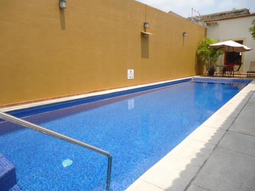 269543420 Hotel Concierge Plaza Colima