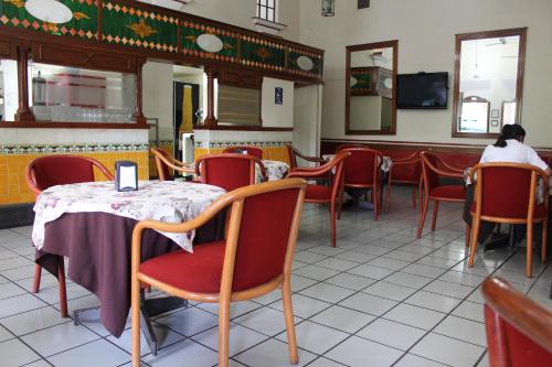 Hotel Concierge Plaza Colima