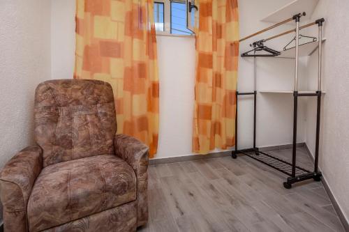 One-Bedroom Apartment with Terrace image 4