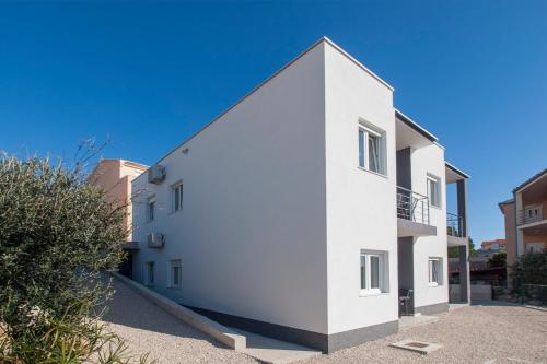 Apartments Sanja - main image