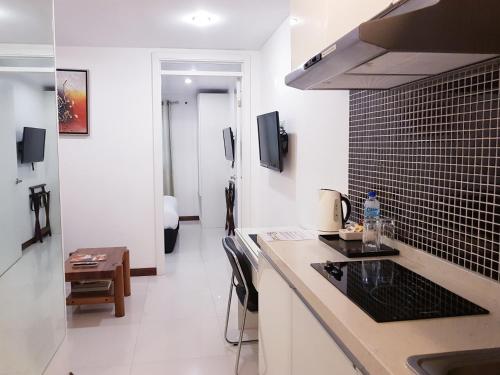 ห้องน้ำ, The Shady Rest Hotel in พอร์ตมอร์สบี